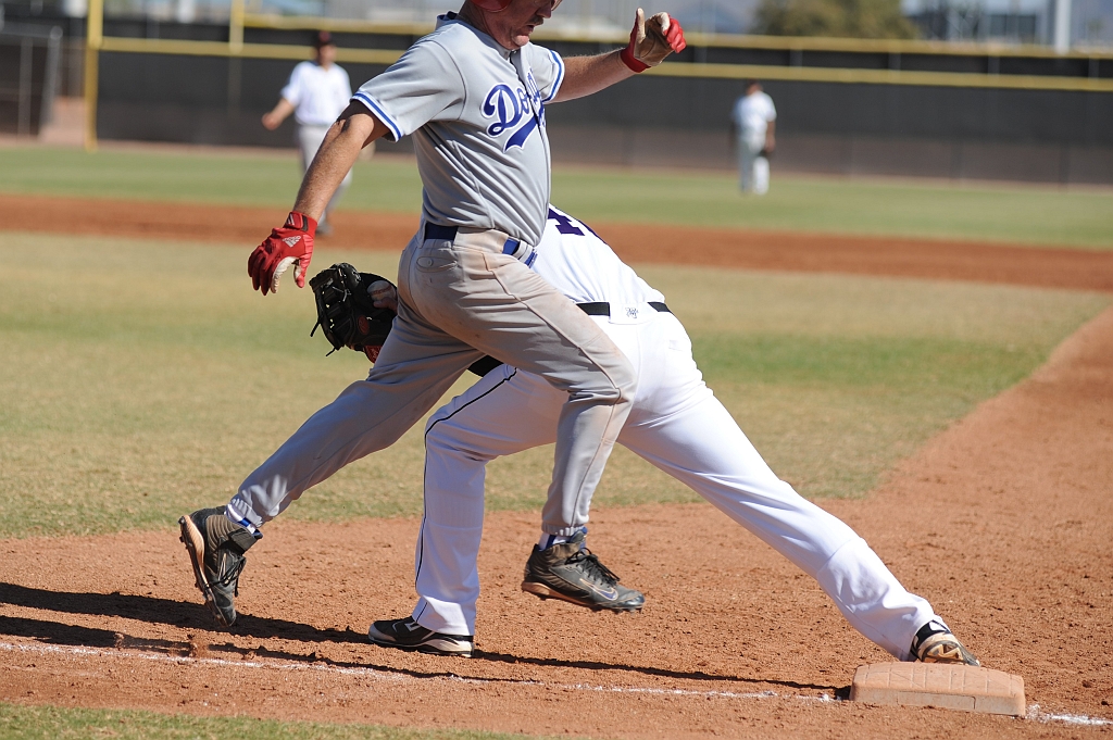 Dragons_2017-11-01 (149).jpg - (c)2010 DeVetter